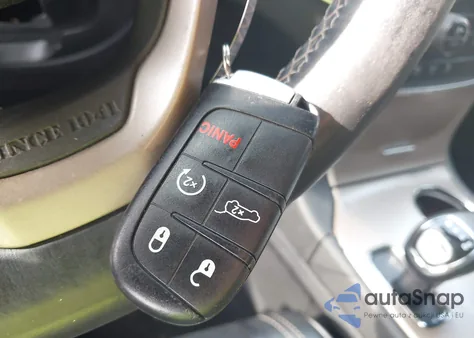 2014 Jeep Grand Cherokee Overland z USA, uszkodzony, nr VIN 1C4RJECT8EC338260